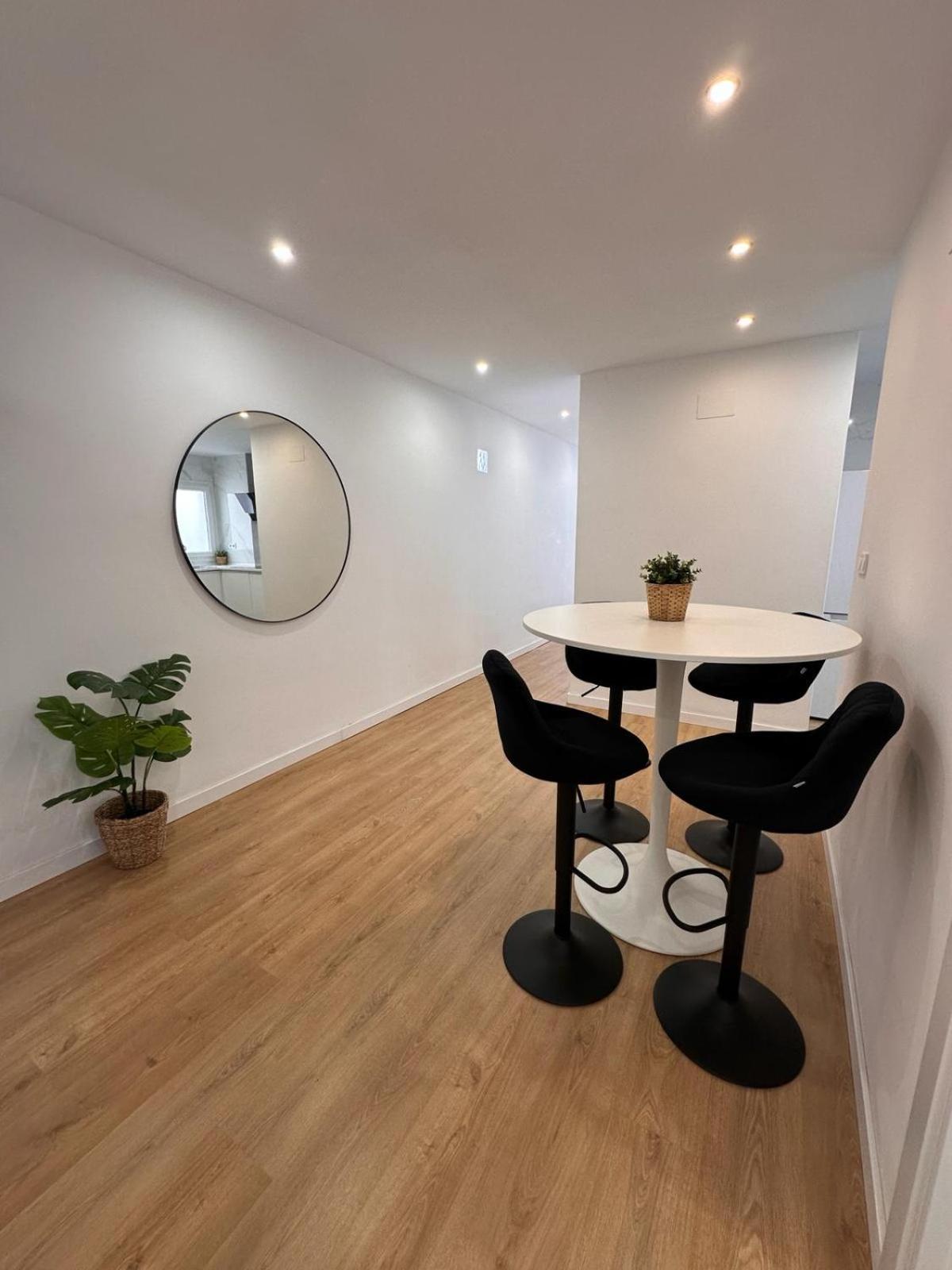 Apartamento San Jorge Premium - Малага Экстерьер фото